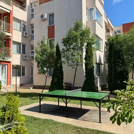 Nessebar Club 95 A 4 B Sunny Appartement Slantchev Briag